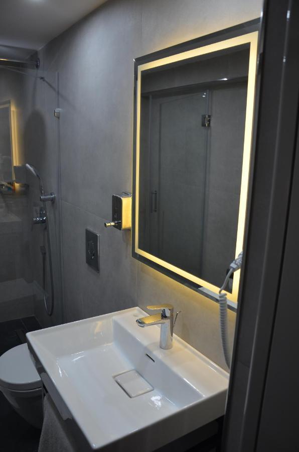Quarto Deluxe com 2 Camas de Solteiro