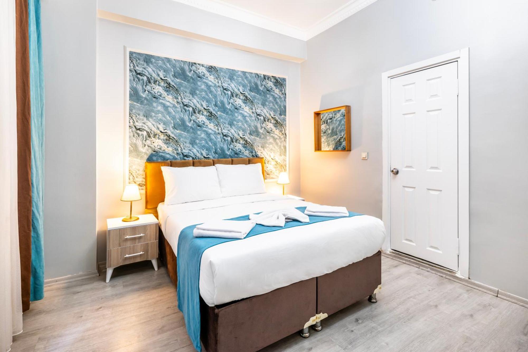 Standard King Room