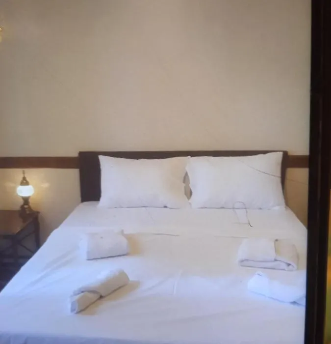 Melkan Otel Oda3-3Kisilik-1