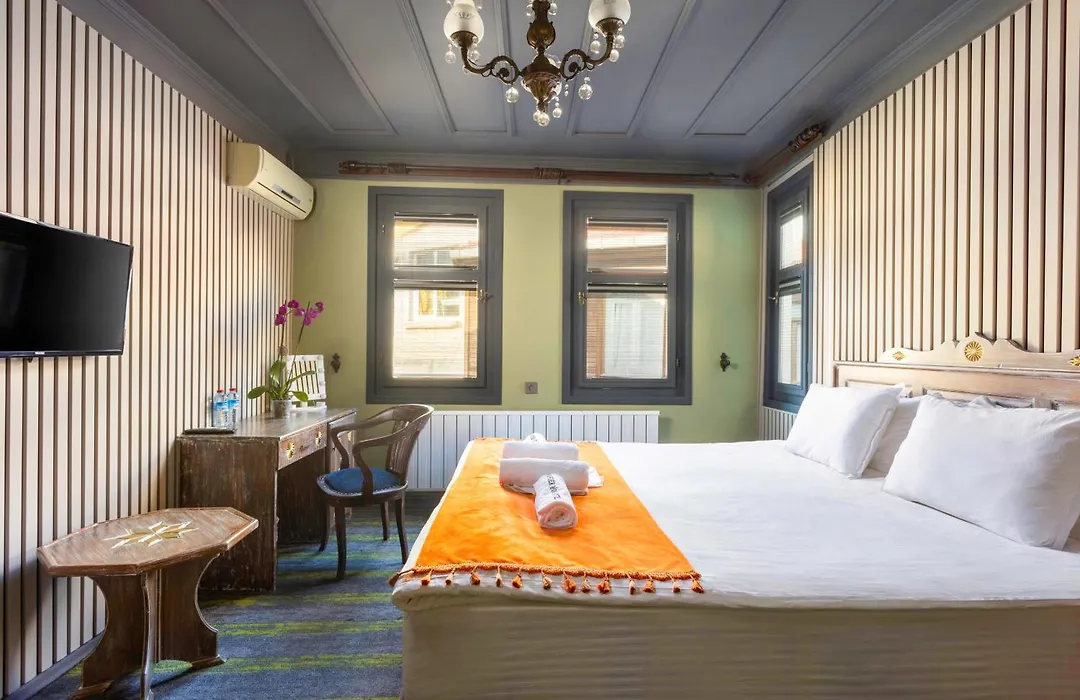 Wonder Wood Hotel-1