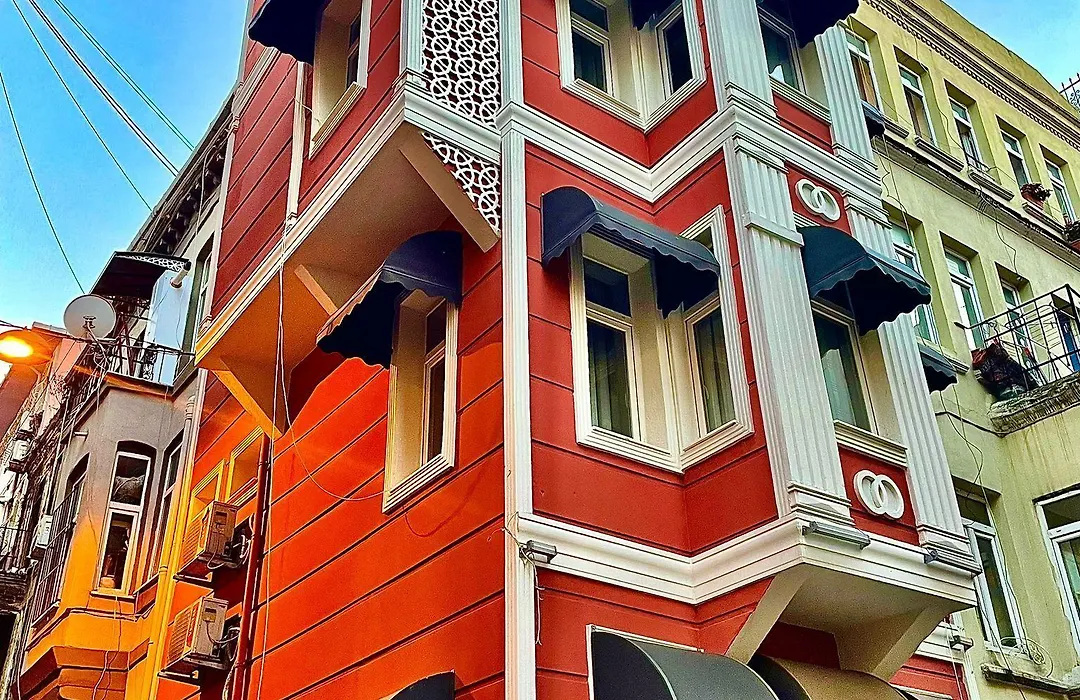 Taksim Red Suite-1