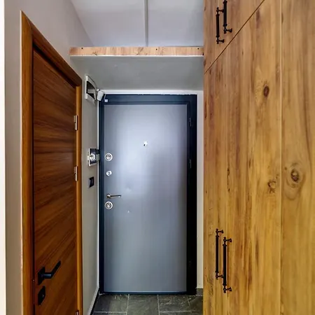 2023 Decoration, New Electonics, 50Mbps Internet, Modern, Studio, 18M2, Best Location, 300 M To Bosphorus-2