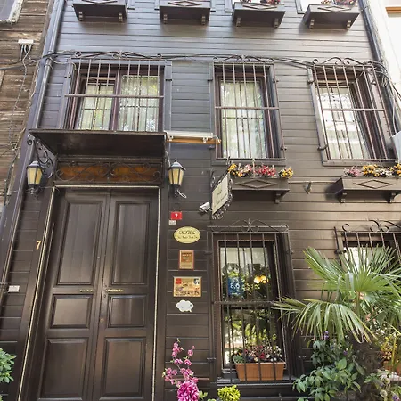 Naz Wooden House Inn-2