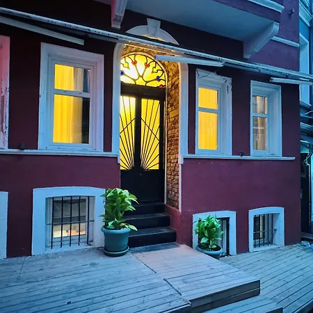 The House Company-2